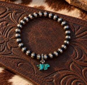 Title: Hand-Carved Kingman Turquoise Frog Charm Sterling Silver Pearl Bracelet